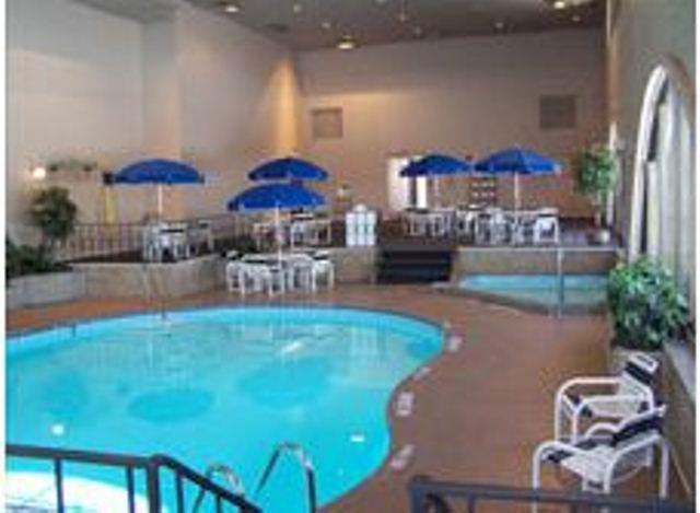 Ramada Plaza Hotel Columbus Facilidades foto